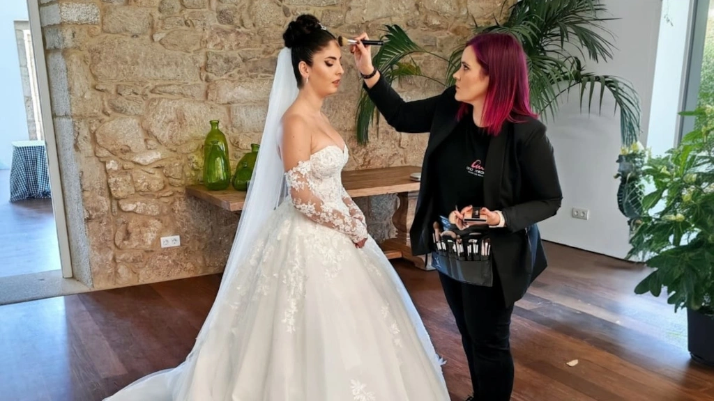 Ana Miranda: Peluquería y Maquillaje Profesional en Moaña | Blog IN LOVE Bodas y eventos en Vigo, Galicia - Miniatura